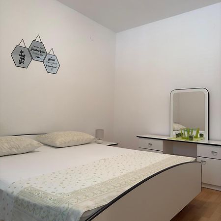 Apartmani Daria Orebić Zewnętrze zdjęcie